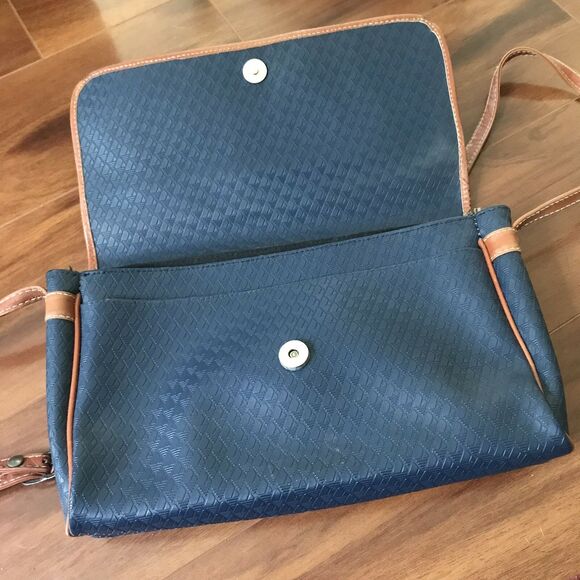 Liz Claiborne Vintage Crossbody Purse - Blue Faux Leather Bag With Tan Accents - Picture 3 of 7